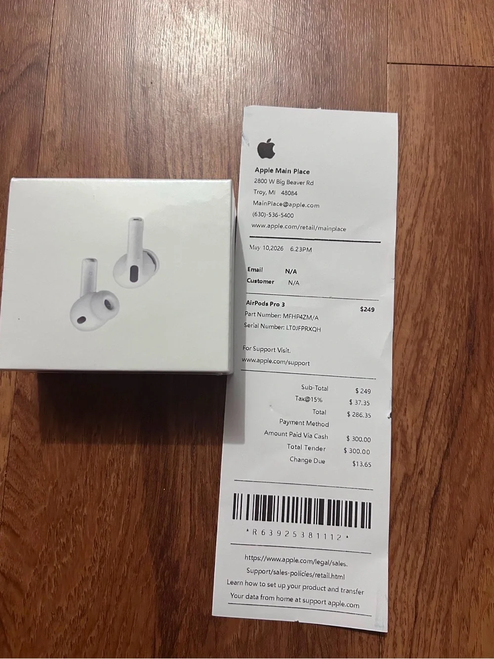 Wireless True Bluetooth Earbuds with Charging Case - White